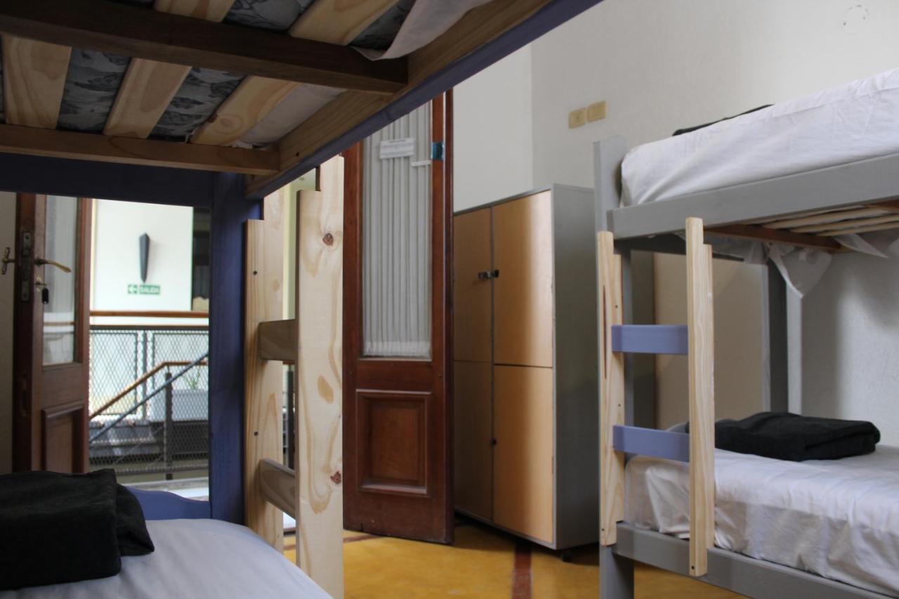 Parla Hostel Buenos Aires Exterior photo