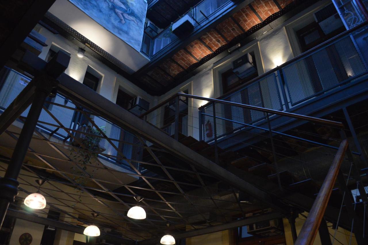 Parla Hostel Buenos Aires Exterior photo