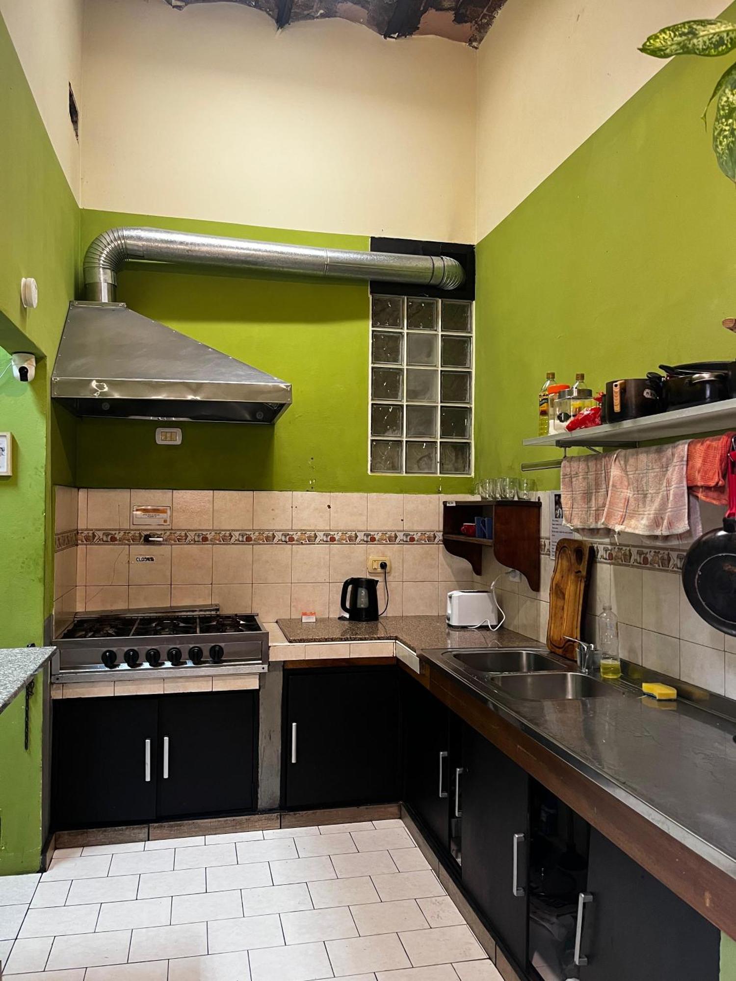 Parla Hostel Buenos Aires Exterior photo